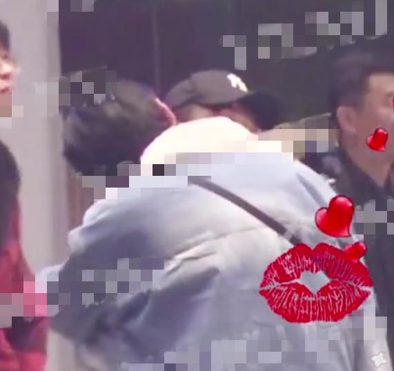 汪蘇瀧自爆單身 那他之前和靳夢佳親吻照怎么回事？