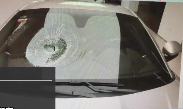 男子鐵錘砸法拉利 偷雞不成蝕把米把自己送進大牢