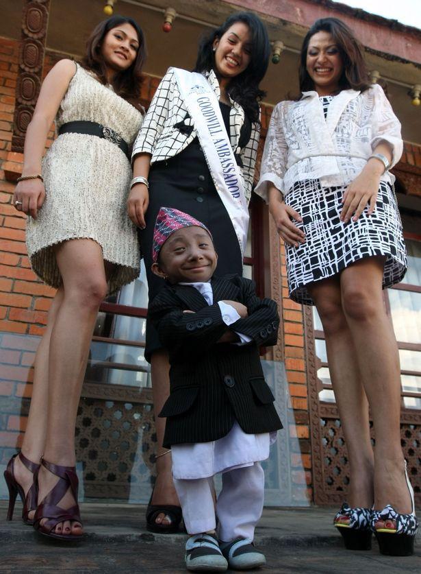 世界最矮的人去世 身殘志堅生前擔任尼泊爾旅游大使